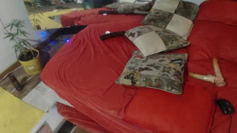 Snapshot of laye19 chatting on March 2025 01:43:01 AM Laye19 online show from March 2025 01:43:01 AM