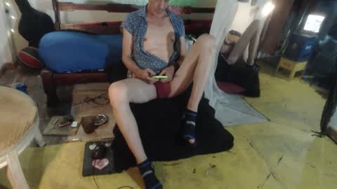 Snapshot of laye19 chatting on September 2025 07:30:01 AM Laye19 online show from September 2025 07:30:01 AM