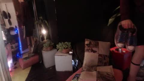 Snapshot of laye19 chatting on October 2025 02:17:01 AM Laye19 online show from October 2025 02:17:01 AM