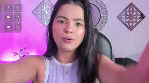 Layla Breezee online show from January 2026 12:54:01 PM