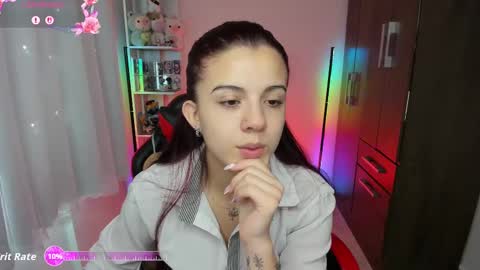 Layla online show from September 2025 02:28:01 PM