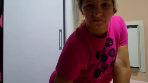 kelly online show from March 2026 02:44:02 AM