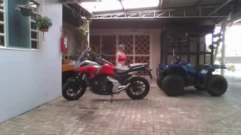 kelly online show from April 2026 06:12:02 PM