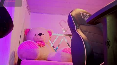 laylafoxy_tay online show from September 2025 03:31:01 AM