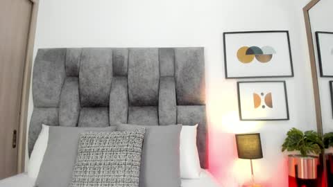 Layla Jenssen online show from January 2025 03:20:01 AM