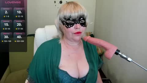 Snapshot of laylalaylamilf chatting on May 2026 05:02:01 AM laylalaylamilf online show from May 2026 05:02:01 AM