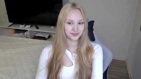 LaylaPretty001 online show from April 2026 10:08:02 AM