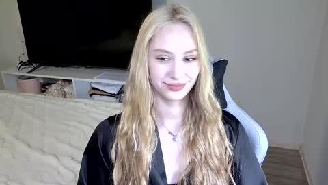 LaylaPretty001 online show from May 2026 05:05:02 AM