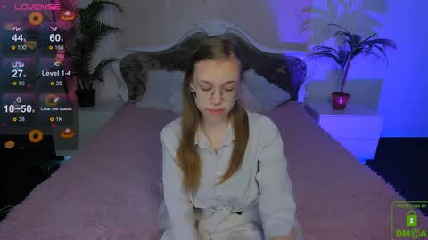 layriantavee online show from December 2024 06:39:01 AM