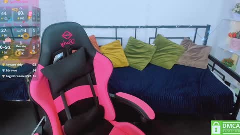 layriantavee online show from January 2025 09:59:02 AM