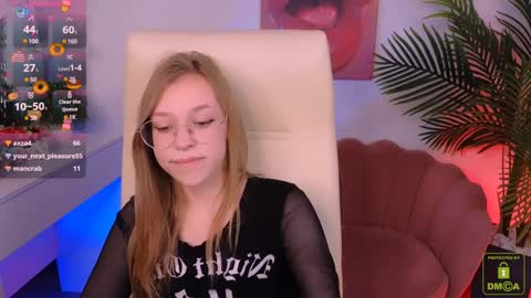 layriantavee online show from January 2025 01:27:01 PM