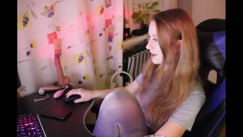 Snapshot of lazy_dazzy chatting on January 2025 12:06:02 AM lazy_dazzy online show from January 2025 12:06:02 AM