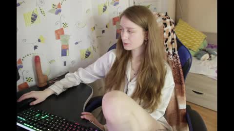 Snapshot of lazy_dazzy chatting on March 2025 04:44:01 PM lazy_dazzy online show from March 2025 04:44:01 PM