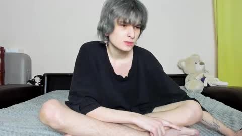 Snapshot of lazydarkknight chatting on December 2024 09:47:02 PM Alex online show from December 2024 09:47:02 PM