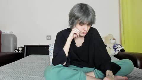 Snapshot of lazydarkknight chatting on December 2024 03:50:02 AM Alex online show from December 2024 03:50:02 AM