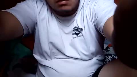 Snapshot of lazyebone chatting on May 2026 09:33:02 PM lazyebone online show from May 2026 09:33:02 PM