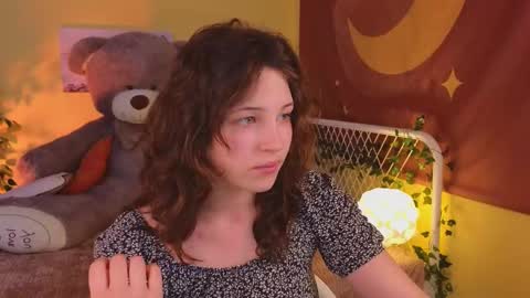 Lea online show from March 2025 06:33:02 PM