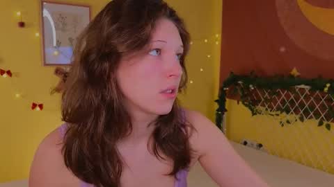 Lea online show from December 2025 04:25:02 PM