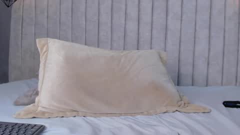    online show from February 2025 01:16:02 AM