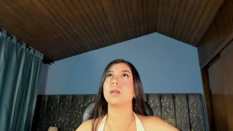 Snapshot of lea_velle chatting on June 2026 02:57:02 AM Lea Velle online show from June 2026 02:57:02 AM