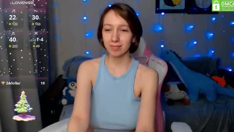 Snapshot of leah__gotty chatting on December 2024 05:36:02 PM Leah  Gotty online show from December 2024 05:36:02 PM