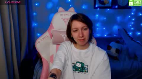 Snapshot of leah__gotty chatting on December 2024 03:42:02 PM Leah  Gotty online show from December 2024 03:42:02 PM