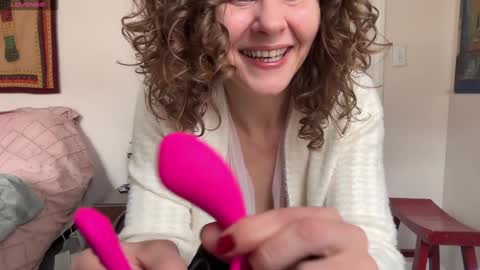 Leah Sparkles online show from December 2024 04:05:01 PM