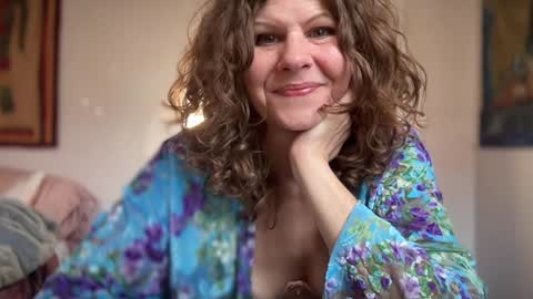 Leah Sparkles online show from December 2024 02:11:01 PM