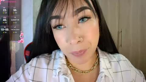 Snapshot of leahtemptation chatting on May 2026 11:23:04 PM leah online show from May 2026 11:23:04 PM