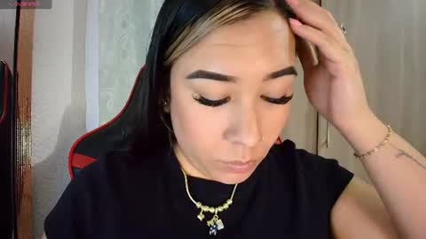 Snapshot of leahtemptation chatting on June 2026 07:22:01 AM leah online show from June 2026 07:22:01 AM