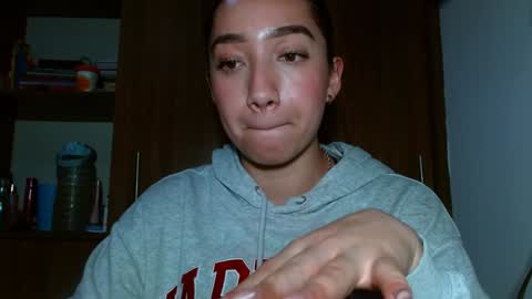 Snapshot of leanaalhub chatting on December 2024 05:04:02 AM leanaalhub online show from December 2024 05:04:02 AM