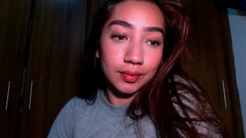 Snapshot of leanaalhub chatting on September 2025 03:19:02 AM leanaalhub online show from September 2025 03:19:02 AM