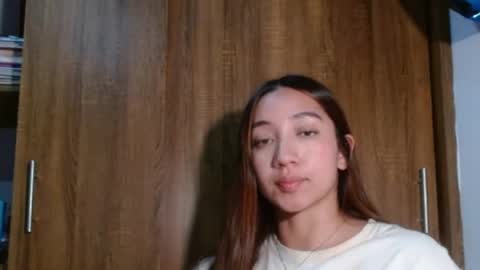 Snapshot of leanaalhub chatting on June 2026 01:47:02 AM leanaalhub online show from June 2026 01:47:02 AM