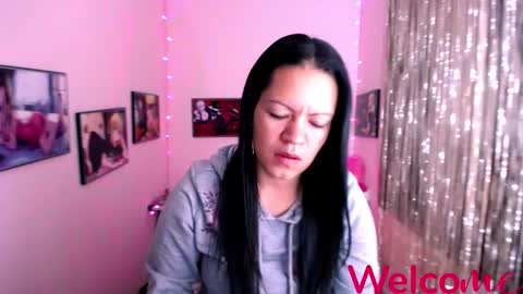 Leandra online show from January 2025 12:36:01 PM