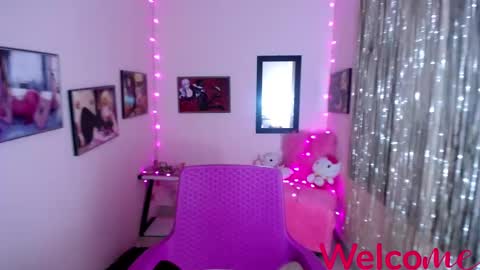 Leandra online show from February 2025 04:21:02 AM