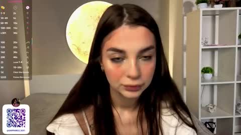 Snapshot of leandraconcatelli chatting on January 2026 06:07:02 AM Sophie online show from January 2026 06:07:02 AM