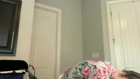 leanneluxecouple online show from November 2025 02:05:01 PM