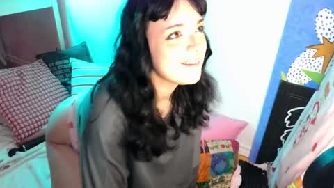 Lea Ray Pie online show from February 2025 10:28:02 PM