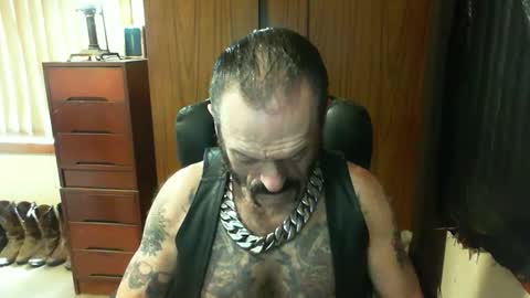 leathergreaser online show from March 2025 03:24:01 AM