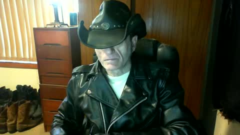 leathergreaser online show from June 2026 11:09:02 PM