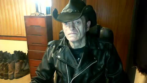 leathergreaser online show from July 2026 08:02:01 PM