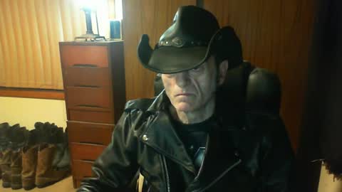 leathergreaser online show from July 2026 08:07:02 AM