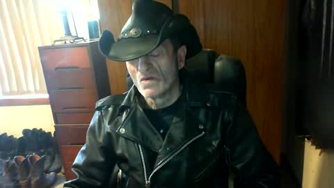 leathergreaser online show from July 2026 02:05:17 AM