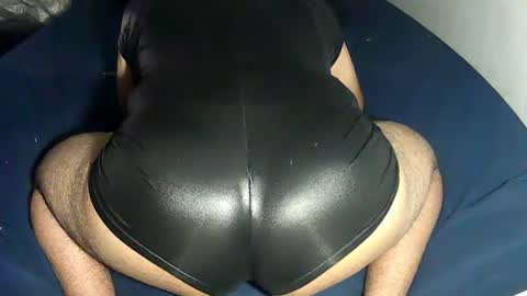 leatherman31 online show from November 2025 05:47:01 PM