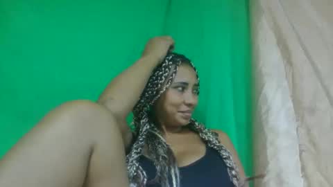 leatiana online show from February 2026 11:23:01 PM