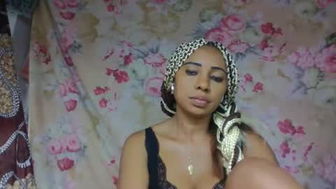 leatianaa online show from May 2026 04:35:02 PM