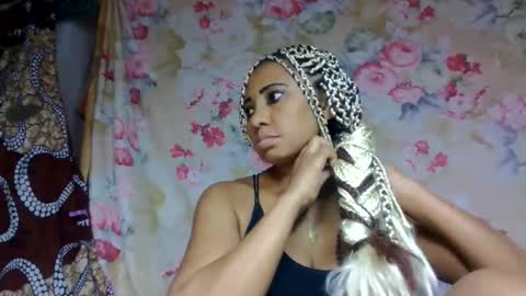leatianaa online show from May 2026 10:32:02 AM