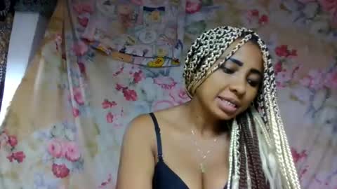 leatianaa online show from May 2026 11:26:01 AM