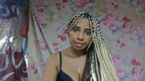leatianaa online show from May 2026 01:57:16 AM