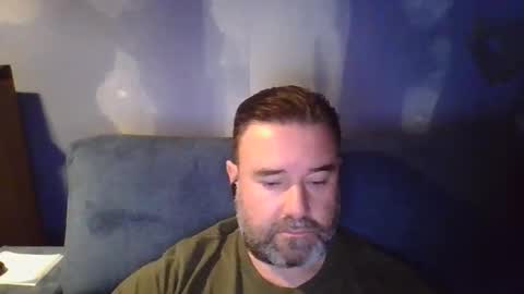 Snapshot of lecheare28 chatting on April 2026 10:08:01 AM lecheare28 online show from April 2026 10:08:01 AM